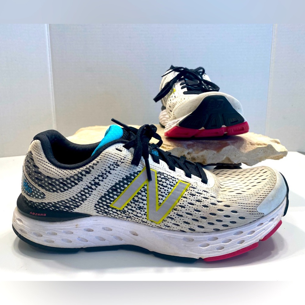 New Balance 680 V.6 Running Shoes White & Black Sz 10